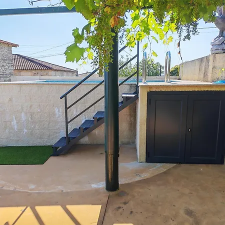 Riveiro Nyaraló Vilamelle